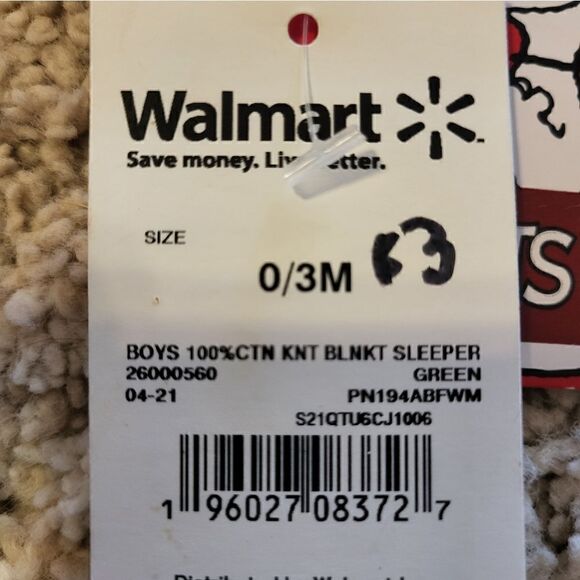 NWT 0-3months green peanuts Christmas sleeper - Picture 6 of 6